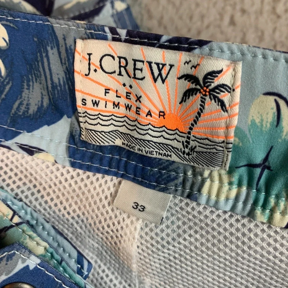 J Crew Flex Swimwear Trunks Mens 33‎ Blue Hawaiian Floral Lined